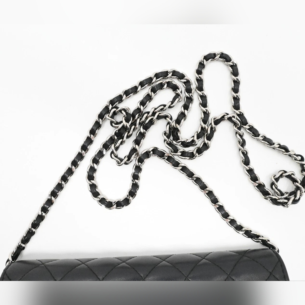 Chanel Quilted Lambskin Leather Diamond CC WOC Clutch Bag Silver Hardware - Picture 9 of 16